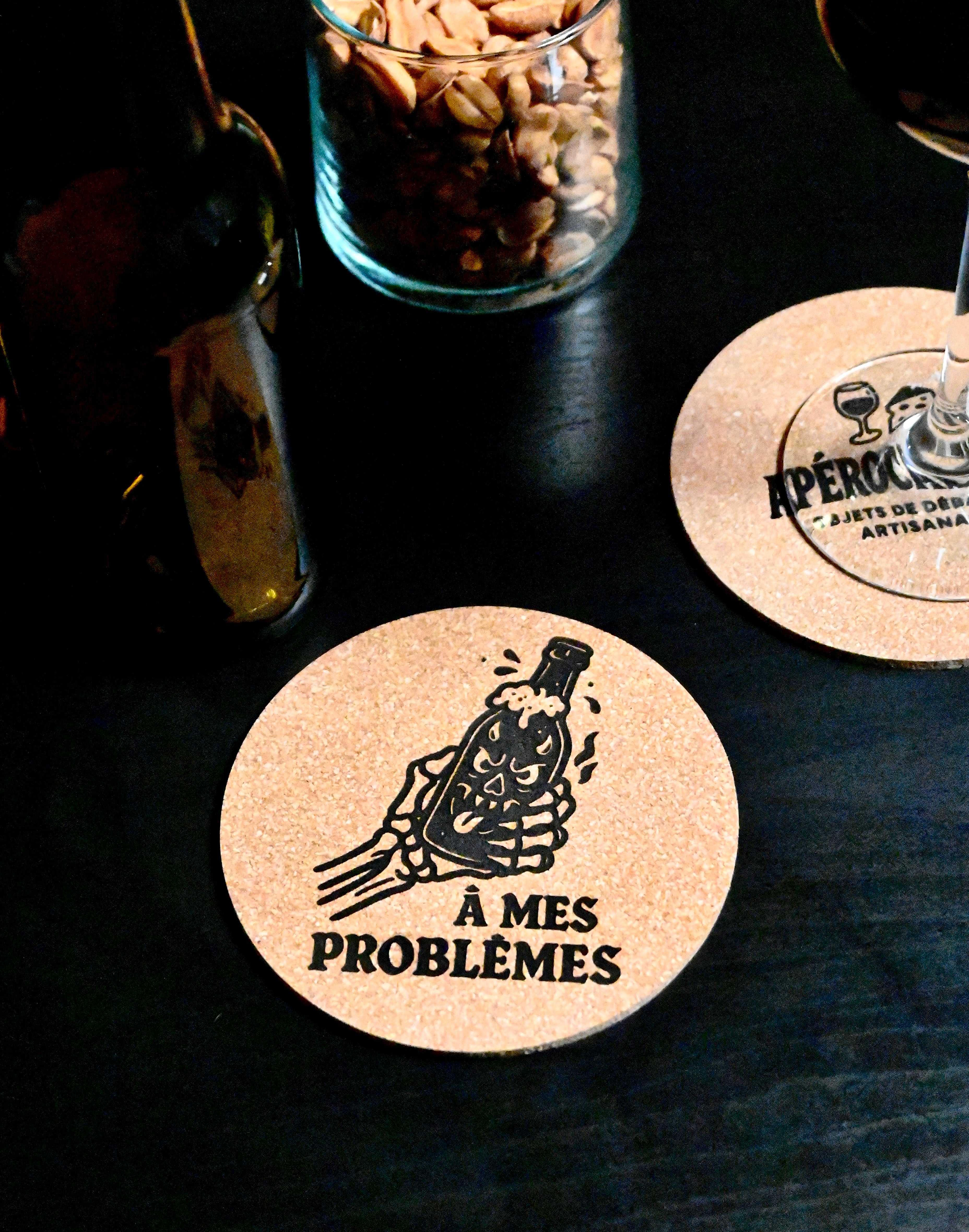 DESSOUS DE VERRE - À MES PROBLÈMES