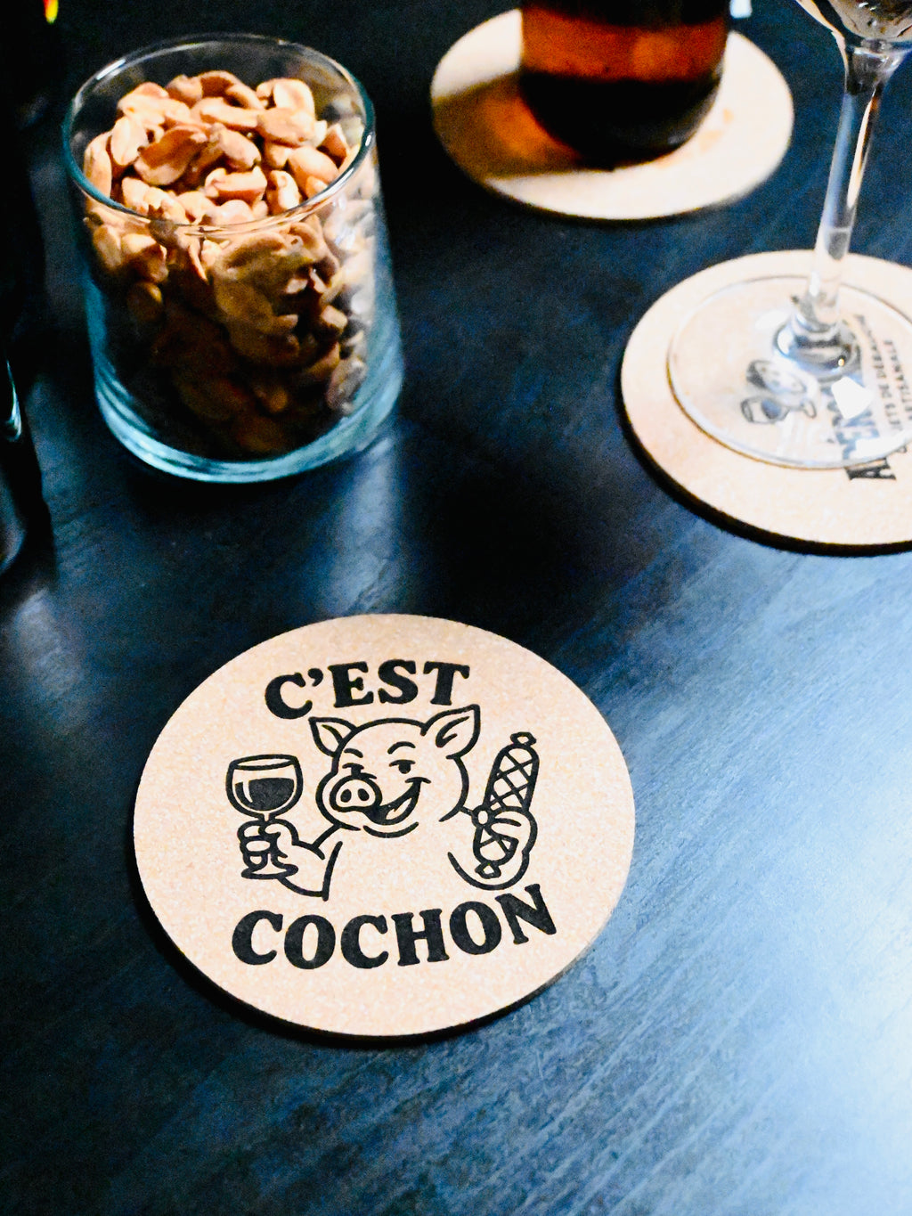 DESSOUS DE VERRE - C'EST COCHON