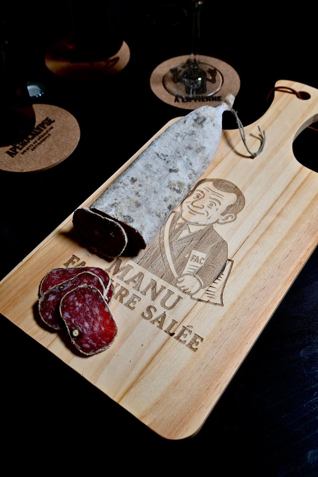 PLANCHE À DÉCOUPER - MANU FACTURE SALÉE