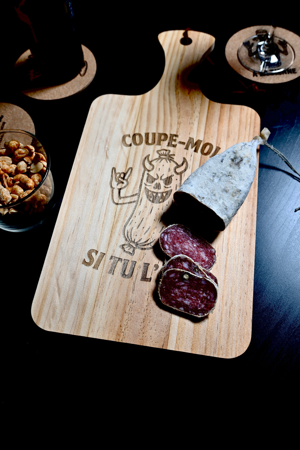 PLANCHE À DÉCOUPER - COUPE MOI SI TU L'OSES