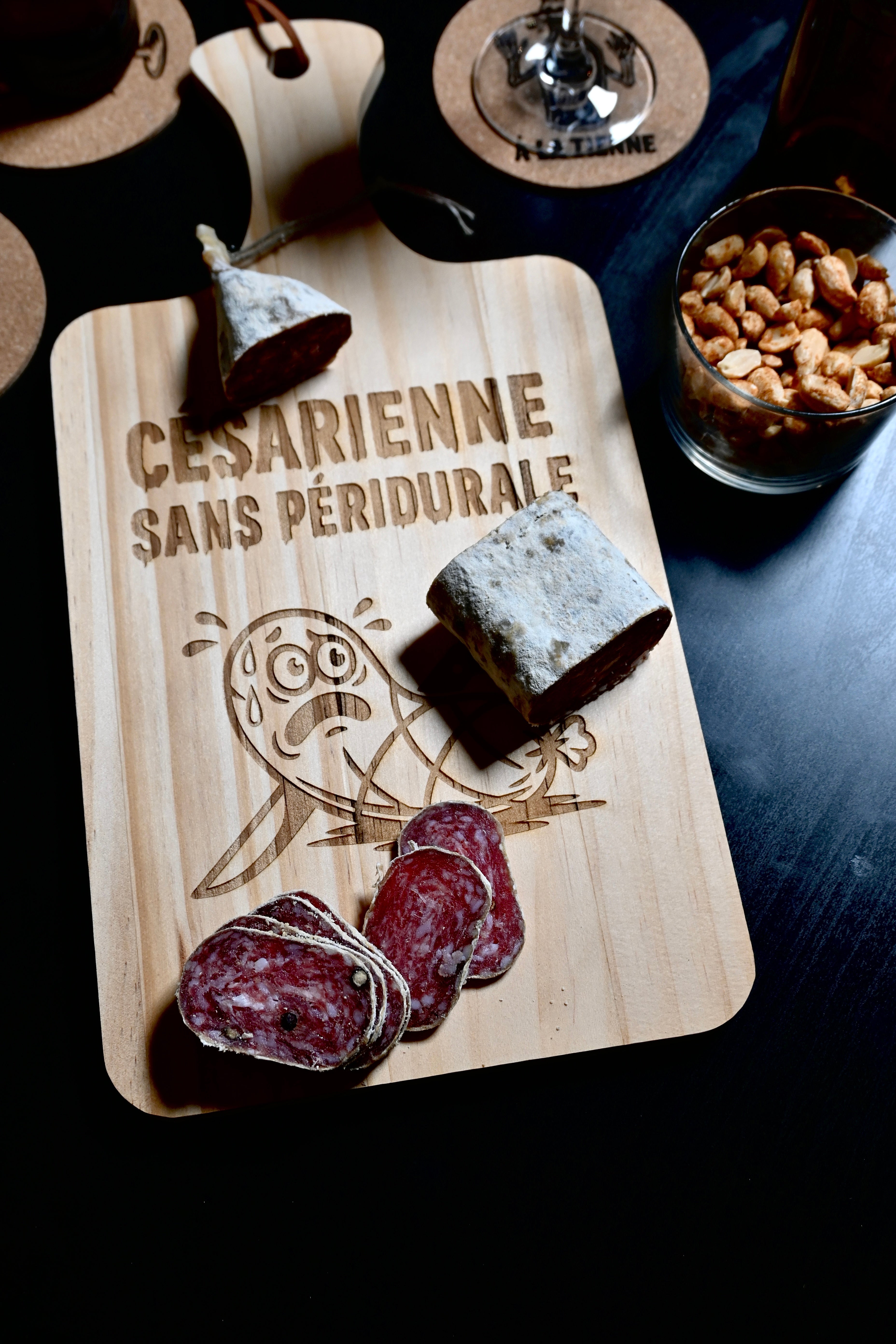 PLANCHE À DÉCOUPER - CÉSARIENNE SANS PÉRIDURALE