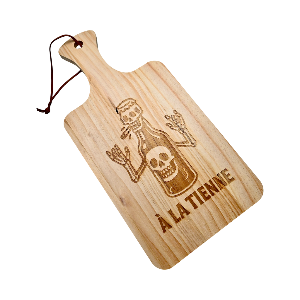 PLANCHE À DÉCOUPER - À LA TIENNE